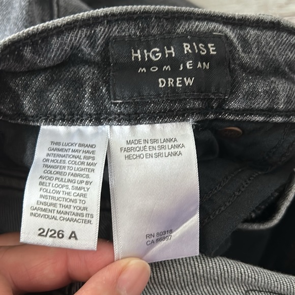 Lucky Brand High Rise Drew Mom Button Fly Jean Fredericksburg Ct Distressed Grey - Picture 8 of 14